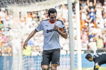 Valencia taklukkan Mallorca 2-0