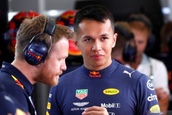 Alexander Albon tampil impresif lakoni debut dengan Red Bull di Spa