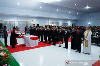 20 Anggota DPRD Sitaro Periode 2019 -- 2024 Dilantik