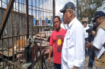 Papua Terkini - Menteri PUPR tinjau bangunan terbakar di  Kota Jayapura