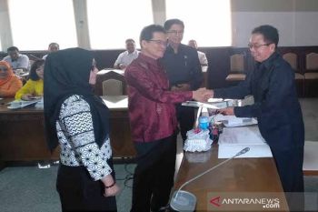 24 September pimpinan defenitif DPRD Kalteng ditetapkan
