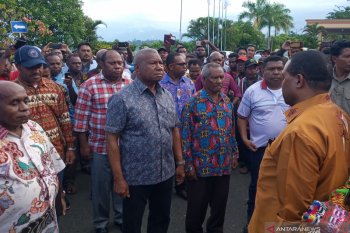 Suku Besar Arfak merangkul seluruh suku pulihkan Manokwari