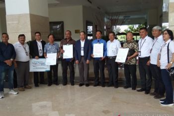 PLN Suluttenggo kunjungi pelanggan tingkatkan pelayanan