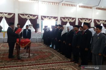 Wabup Rokan Hilir lantik kepala sekolah dan pengawas