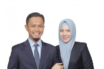 Pasangan suami istri ini dilantik jadi anggota DPRD Riau