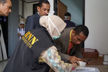 Tes narkoba dadakan, empat anggota DPRD tidak datang