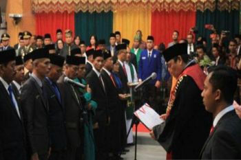 18 wajah baru warnai anggota DPRD Pekanbaru periode 2019-2024