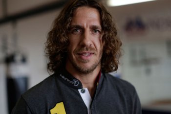 Carles Puyol disuruh merumput lagi di Barca