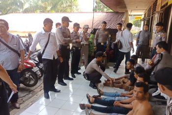 Buru komplotan pencuri motor hingga ke Riau, Polres Tanah Datar ciduk lima pelaku dan amankan sembilan motor