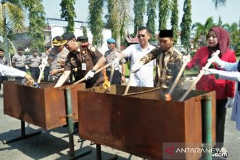9,9 kg ganja dimusnahkan, Wabup Pasaman apresiasi kinerja polisi