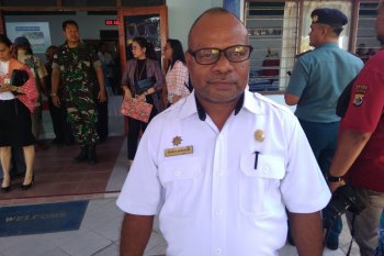 Pemkab Supiori imbau mahasiswa fokus kuliah hingga selesai