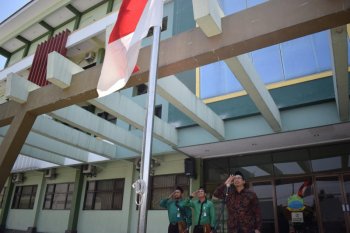 Gus Mudhor: Santri wajib teladani BJ Habibie