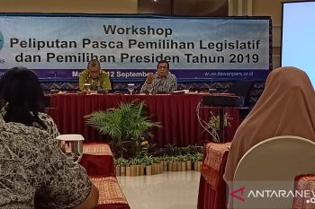 Dewan Pers mengdukasi wartawan NTB tentang peliputan pemilu