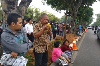 Warga berharap bisa saksikan langsung prosesi pemakaman BJ Habibie