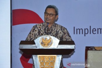 Gedung 21 lantai Kemenperin disemprot disinfektan