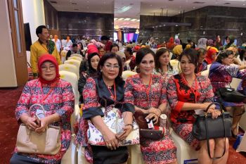 Dekranasda Bitung dorong pengrajin masuk pasar global