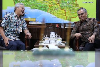 OJK mulai Gerakan Menabung Nasional