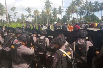 Wagub Papua Barat: Kehadiran TNI-Polri untuk jamin keamanan