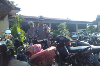 Tidak memakai helm pelanggaran paling banyak di Solok