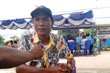 Warga Samofa Biak Numfor keluhkan kesulitan akses angkutan umum