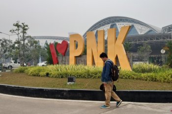 Bandara Supadio terganggu kabut asap