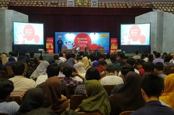Indosat Ooredoo Digital Camp berikan 10.000 beasiswa "coding" bersertifikat
