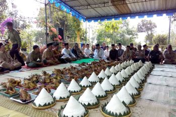 Makam Syeh Jumadil Kubra di lereng Gunung Merapa jadi wisata religi