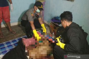 Seorang pria paruh baya ditemukan tewas di kamar kosnya