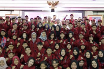 Ganjar targetkan Kontingen Jateng juara tiga Pomnas XVI