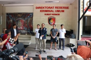 Kris Hatta diserahkan ke Kejaksaan untuk disidangkan