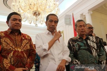 Ditetapkan tersangka, Menpora Imam Nahrawi mengundurkan diri