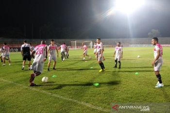 Gomes:Kalteng Putra bermain dengan kolektifitas