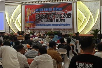 Aktivis Sumsel Bersatu minta solusi  masalah karhutla