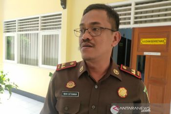 Tersangka dugaan korupsi Balai Nikah Labangka ditahan
