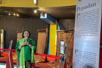 Pameran batik Keraton dan Pakualaman menunjukkan eksistensi batik