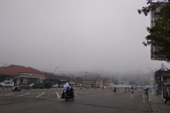 Bupati Sijunjung intruksikan liburkan sekolah, kabut asap kiat membahayakan