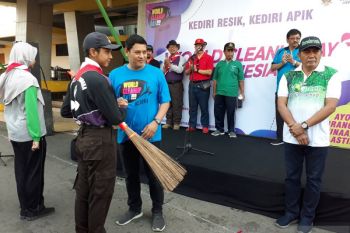 World Clean Up Day di Kediri