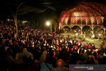 Tompi-Yura tampil memukau pada 'Jazz Gunung Ijen' Banyuwangi