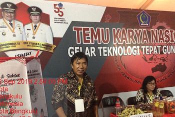 Bupati Sumendap: Desa harus berani berinovasi