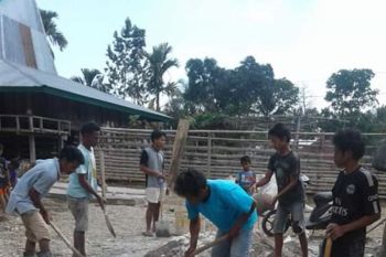 Pemerintah bantu warga miskin di Sumba Tengah bangun rumah layak huni