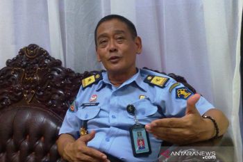 Sekitar 10.000 masker untuk warga binaan di Sumbar