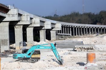 Progres pembangunan tol KLBM
