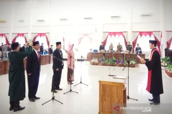 Salut, pimpinan DPRD Barito Selatan tolak dibelikan mobil dinas baru