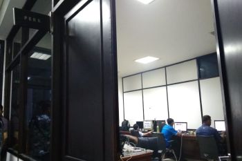 Ruangan wartawan DPRD Sumbar selamat dari aksi anarkis mahasiswa