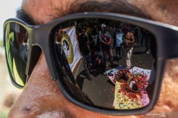 Aksi damai Forum Wartawan Sidoarjo