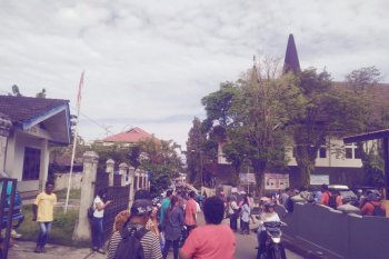 Gempa bersusulan magnitudo 5,6 dan 5,6 terjadi di Ambon