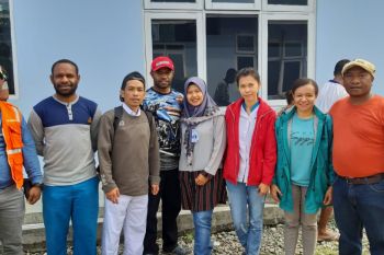 Tim krisis center layani kesehatan korban demo di Wamena
