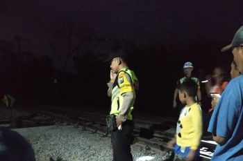 Seorang ibu tertabrak kereta api di Kabupaten Blitar