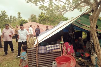 Kondisi warga tiga desa di pengungsian sangat memprihatinkan