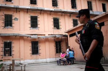 Sedikitnya 16 narapidana tewas dalam kerusuhan di Meksiko